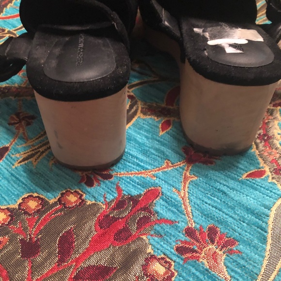 SOLD‼️Rebecca Minkoff black suede clogs - Picture 6 of 7